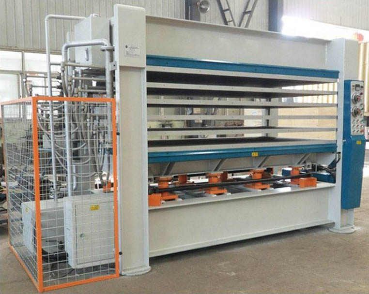 Key Features of the Flush Door Laminating Hot Press Machine