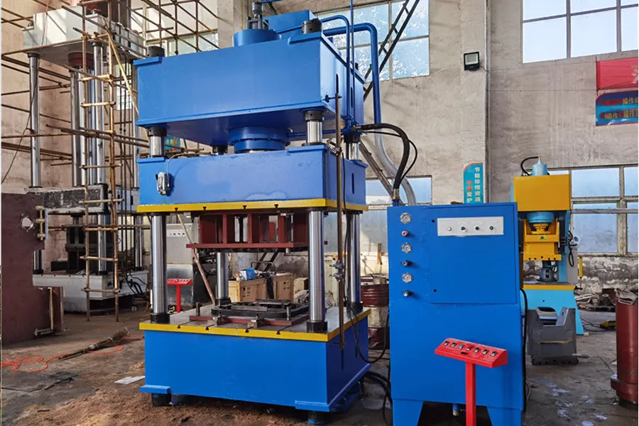 Hydraulic press factory pictures
